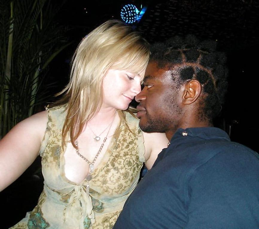 16P INTERRACIAL GALLERY PART 5 (SENSUAL MOMENTS, KISSING)