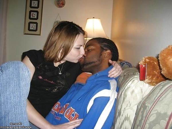 16P INTERRACIAL GALLERY PART 5 (SENSUAL MOMENTS, KISSING)