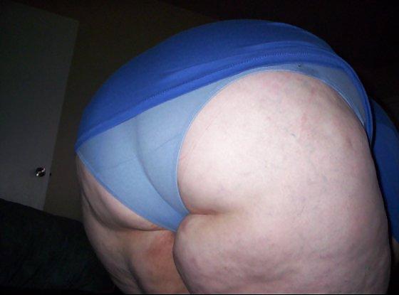 17P Amateur bbw posing 2