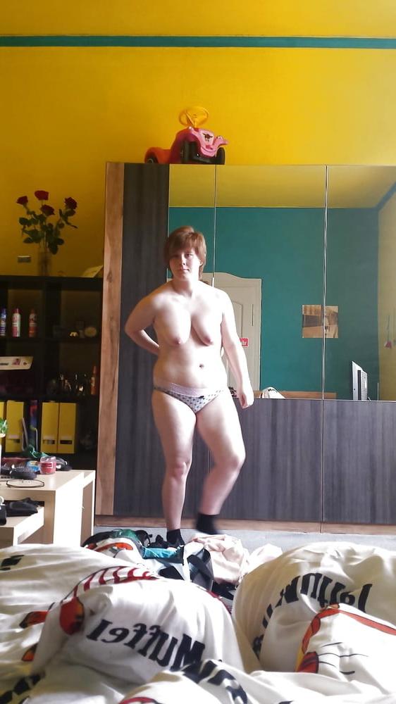 25P Amateur In Germany (002) Chrissi from Berlin