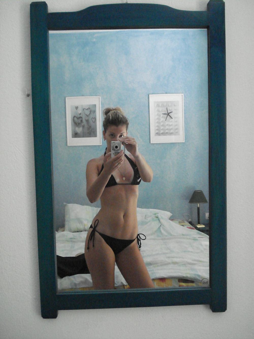 23P Amateur Susanne give me a blowjob
