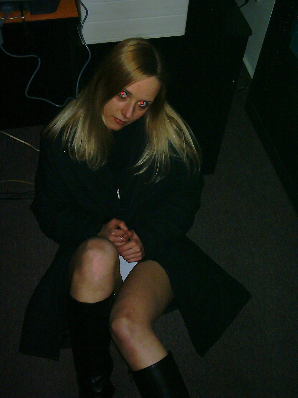 16P Cute blonde amateur at home and office