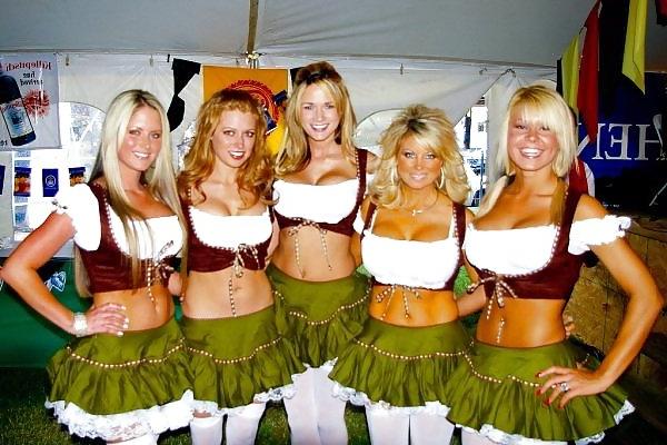 25P Amateur Girls in Groups #6