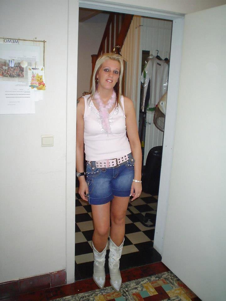 25P Slutty Dutch amateur mom strips public