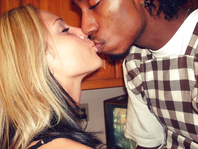 25P Hotwives on Dates