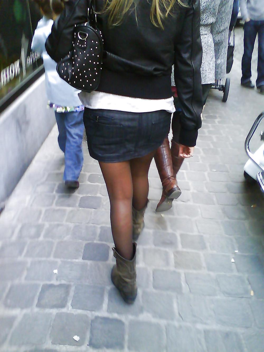 25P Amateur Pantyhose Girls