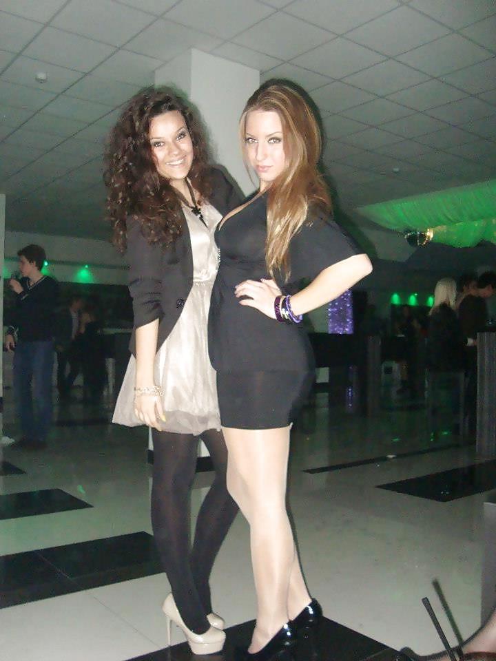 25P Amateur Pantyhose Girls
