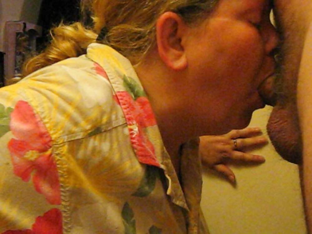 7P Amateur wife blowjob