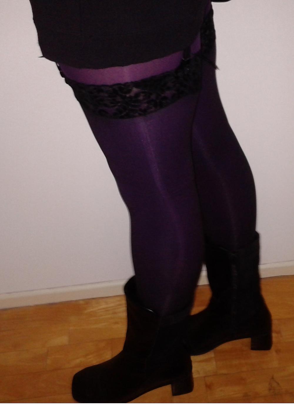14P Amateur in Stockings
