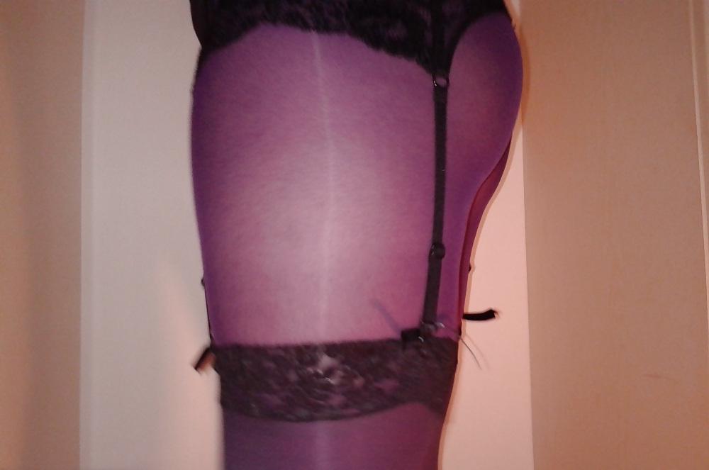 14P Amateur in Stockings