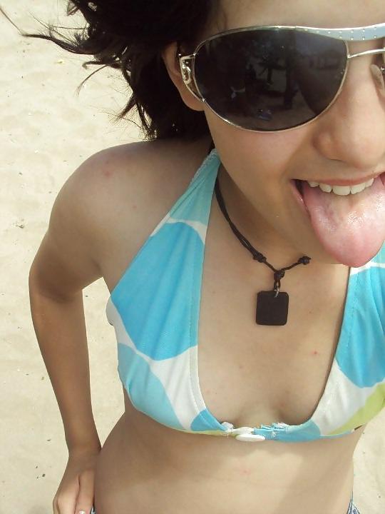 20P Young amateur bikini sluts 3