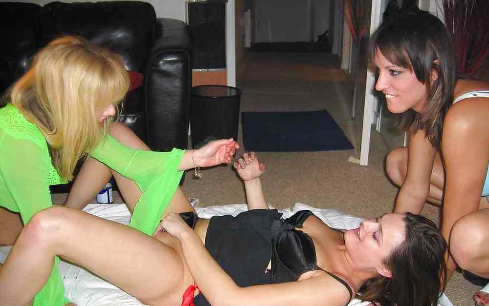 25P Three Amateur Sluts In Fisting Show by DarKKo