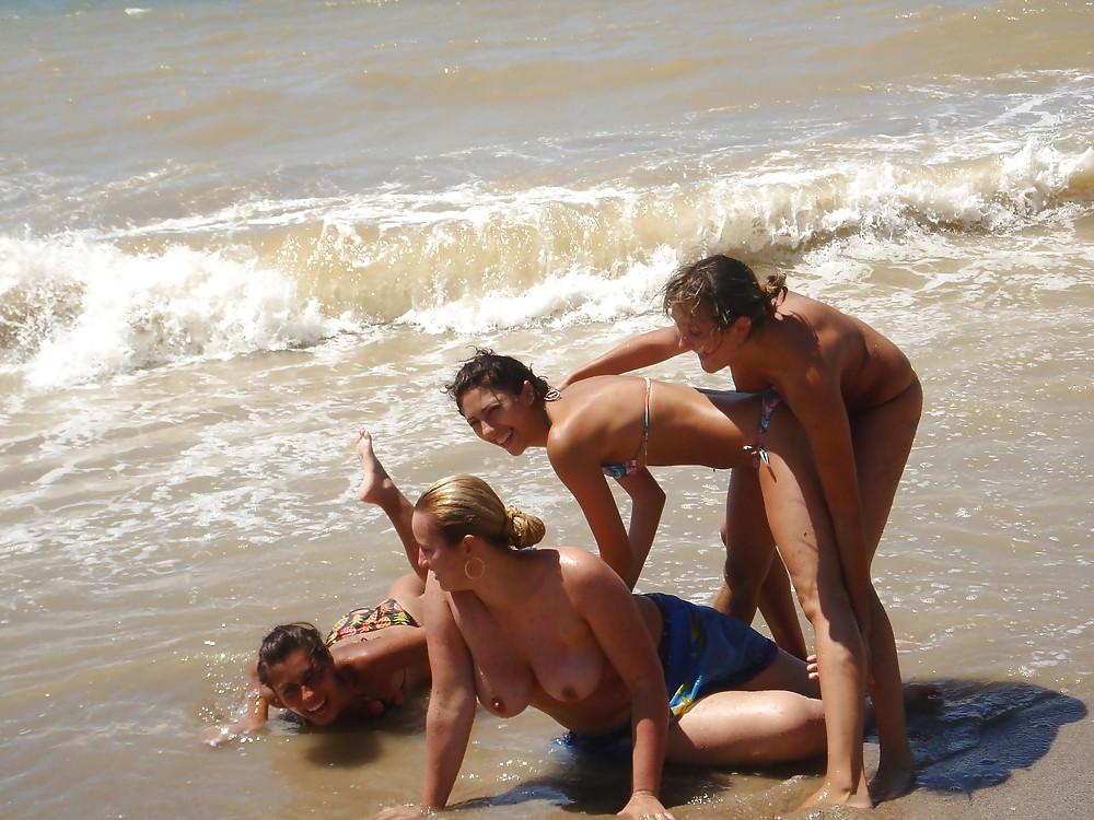 18P 4 Teen Amateur At Beach