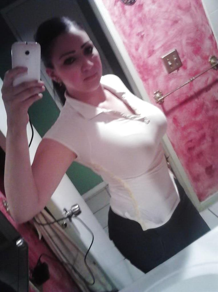 25P Sexy, Curvy Brunette Amateur Posing - Big Tits
