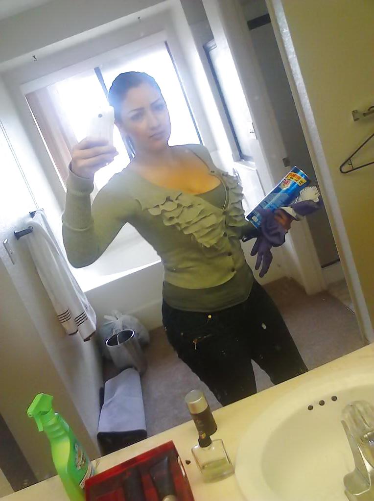 25P Sexy, Curvy Brunette Amateur Posing - Big Tits