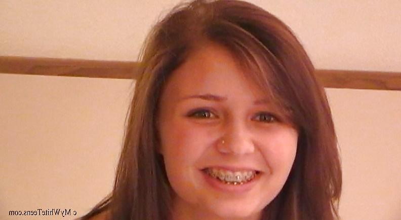 4P Brittany - 18yr old, interracial, braces