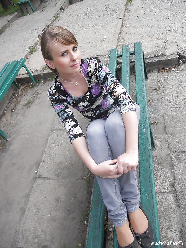 25P Amateur Girls In Ballerines 3