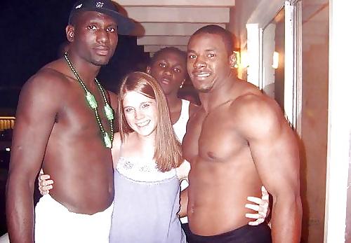25P Wife on Big black cocks!