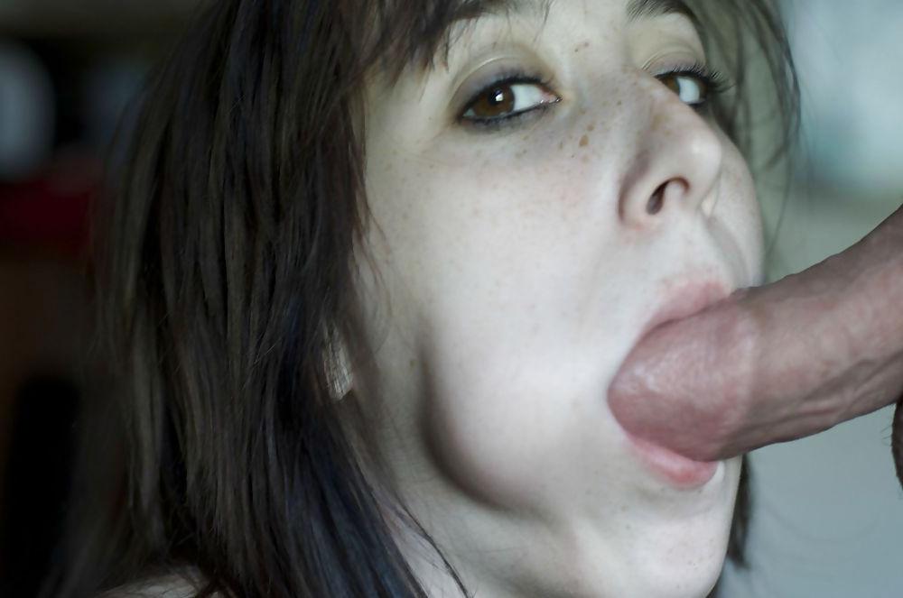 14P Amateur Brunette Blowjob