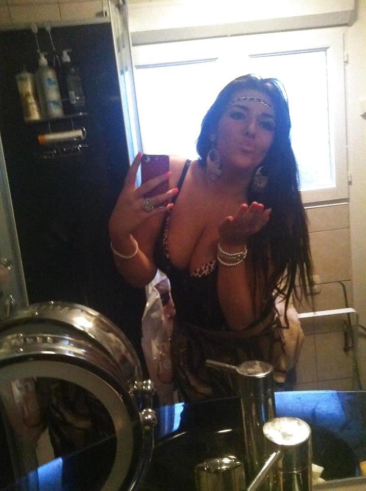 25P Salopes Nouvelle an  Beurette Latina
