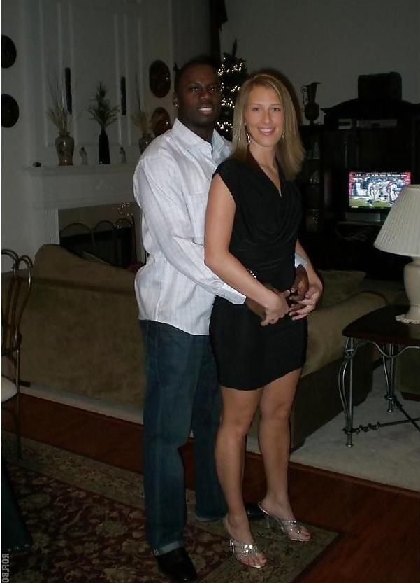 22P White Women Looking for Nigga Cock 2