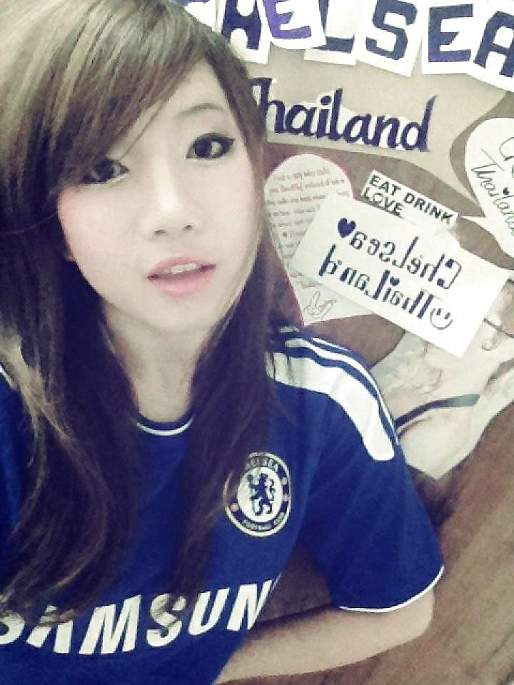 25P Amateur Self Shot In Football Shirts Thai