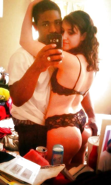 21P White Women Looking for Nigga Cock 3