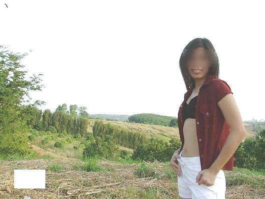 15P Asian Amateur posed in public
