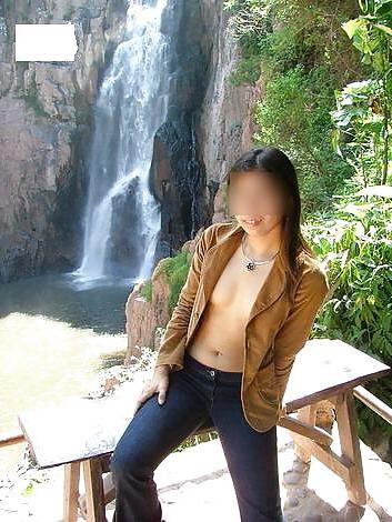 15P Asian Amateur posed in public