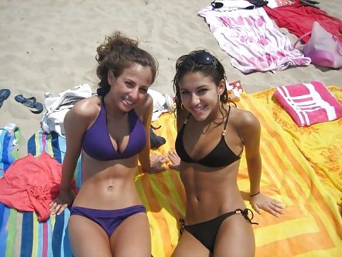 18P Amateur Bikini Babes