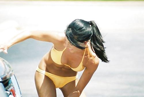 18P Amateur Bikini Babes