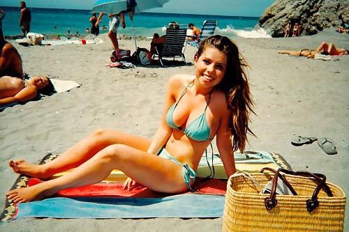 18P Amateur Bikini Babes