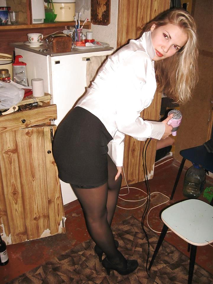 25P Real Amateur Russian Ladies in Nylons