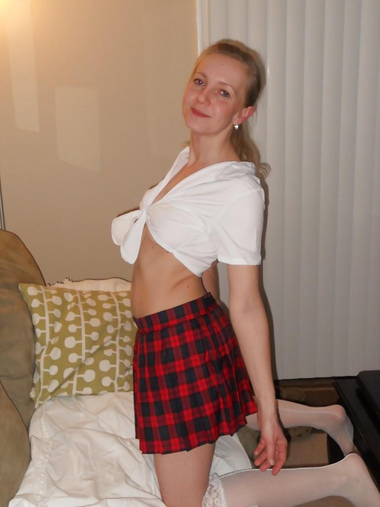 25P Very Hot Wife Gets Used For Pleasure