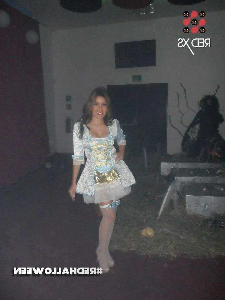 25P Amateur in pantyhose