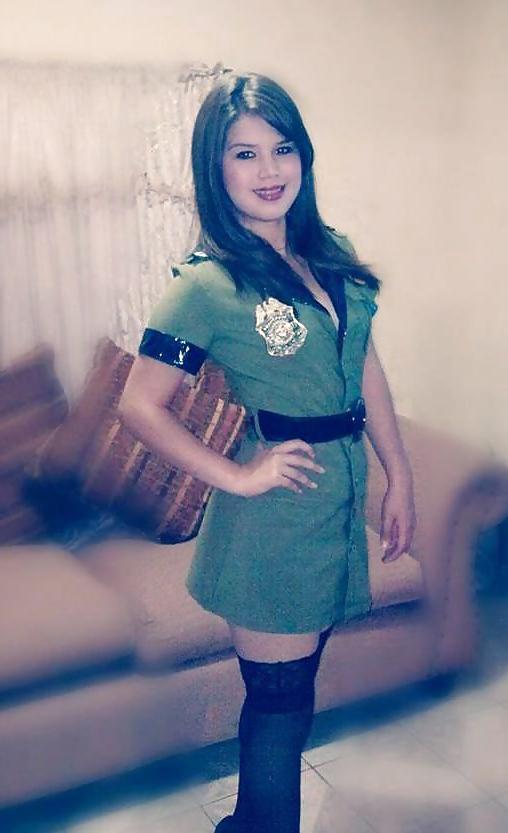25P Amateur in pantyhose