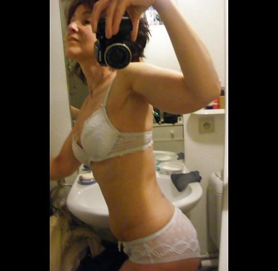 18P French slut mom fucked by foreign students