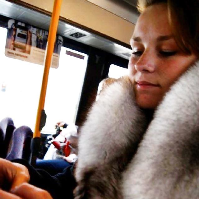 25P Amateur girls in fur