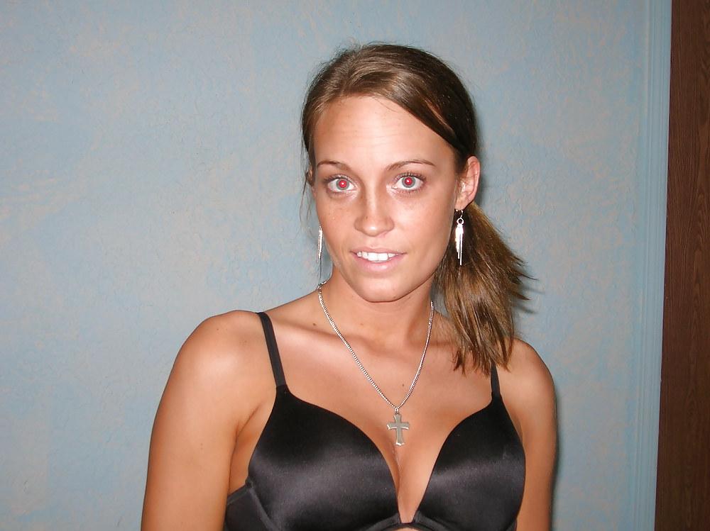 25P Skinny Amateur Teen Posing in Bra and Panties 