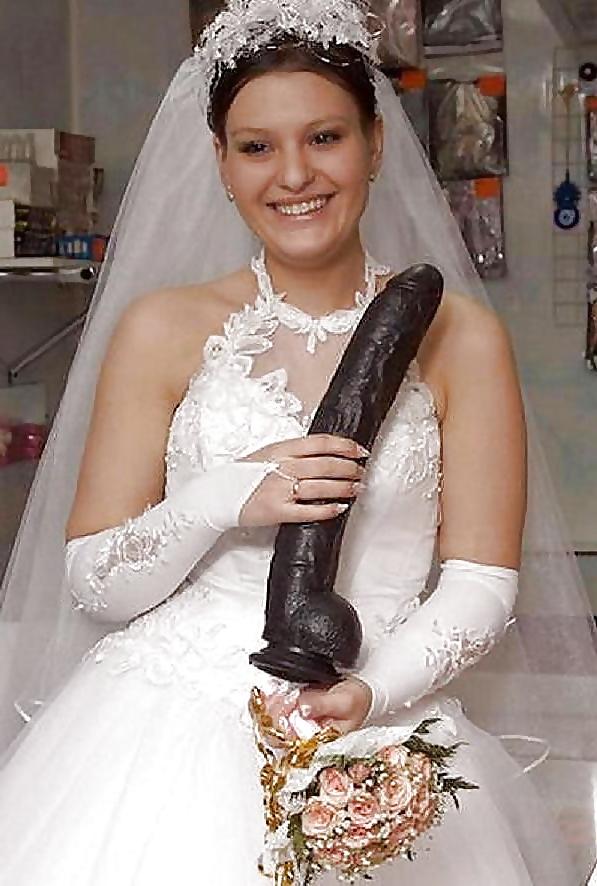 25P White slut wives Practice for Big Black Cock 2