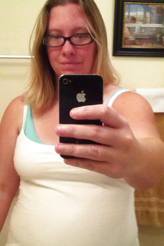 9P Amateur big titted blonde with glasses shows off
