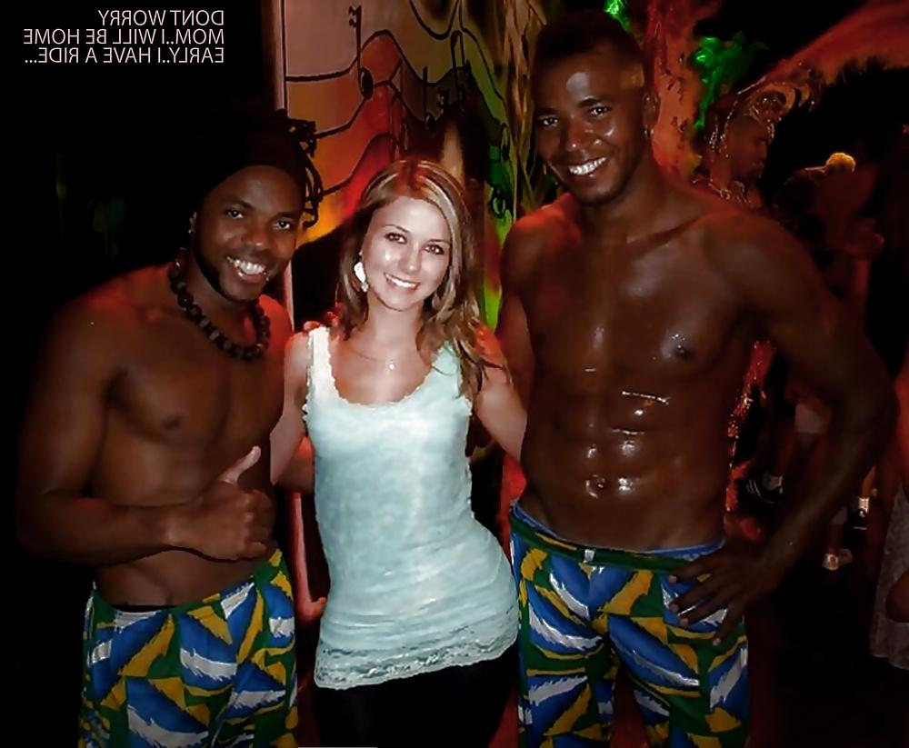 25P White women craving sex with black men