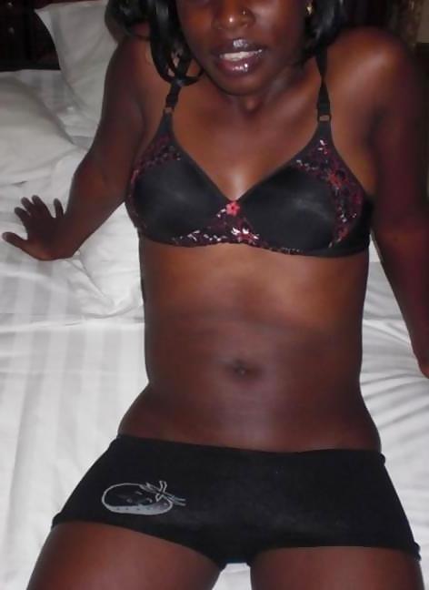 25P Uganda girls