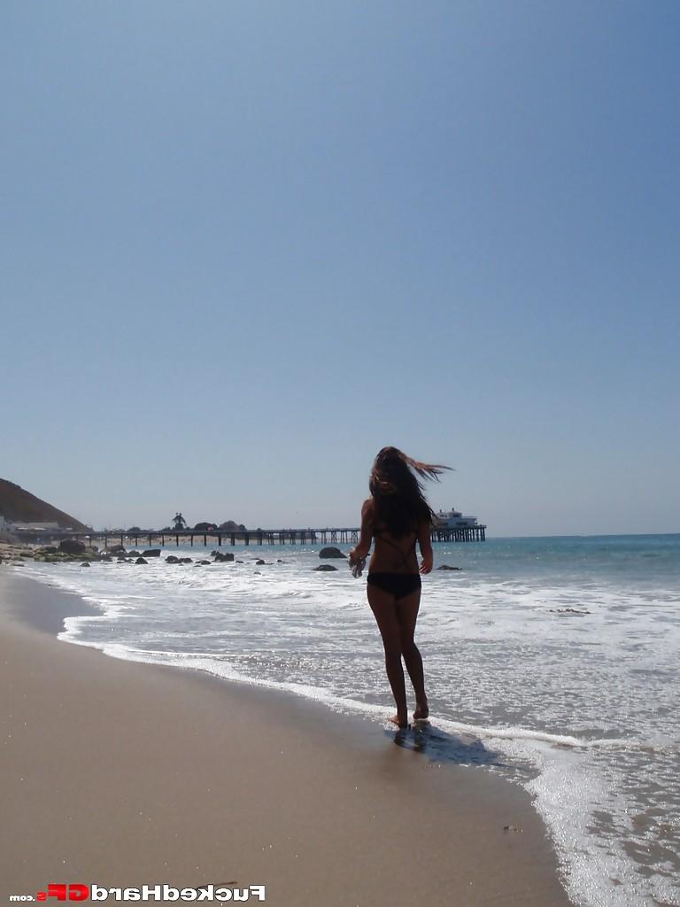16P Enticing amateur teen Whitney has some fun at the beach with her man