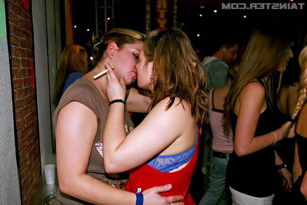 16P Cock starving amateur sluts having fun with malestrippers at the wild party