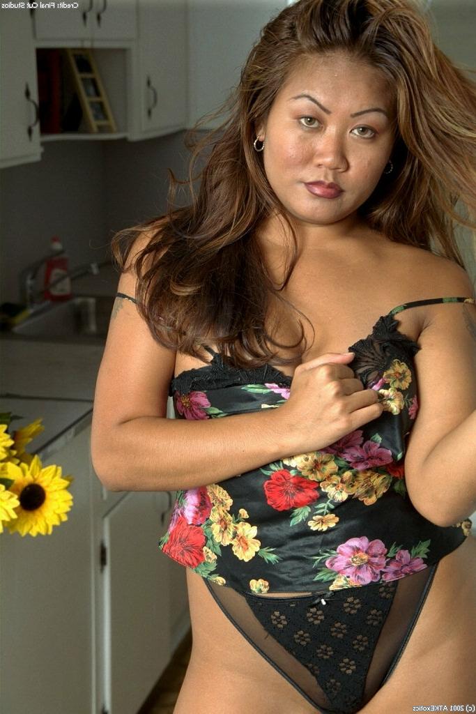 16P Asian amateur Tina displaying small tits while disrobing in kitchen