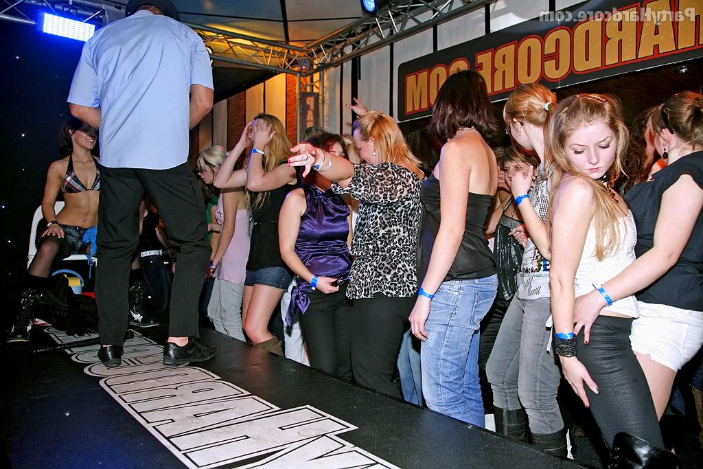 16P Petite amateur chicks going nasty at the drunk party with male strippers