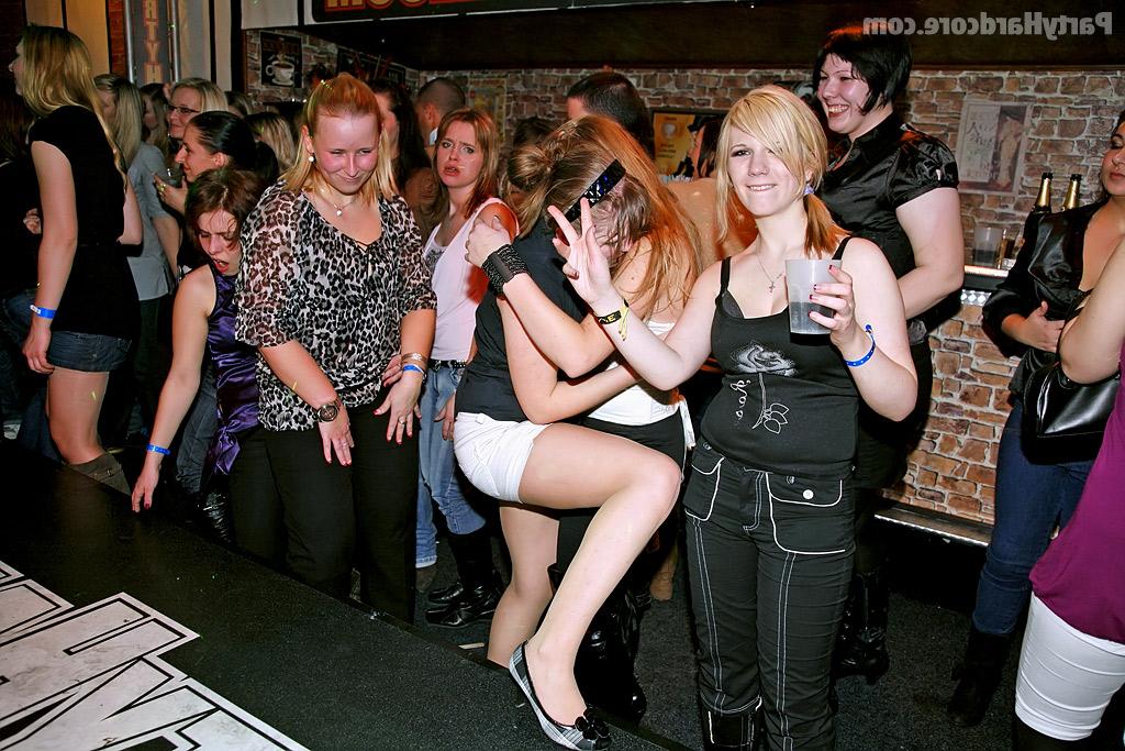16P Petite amateur chicks going nasty at the drunk party with male strippers
