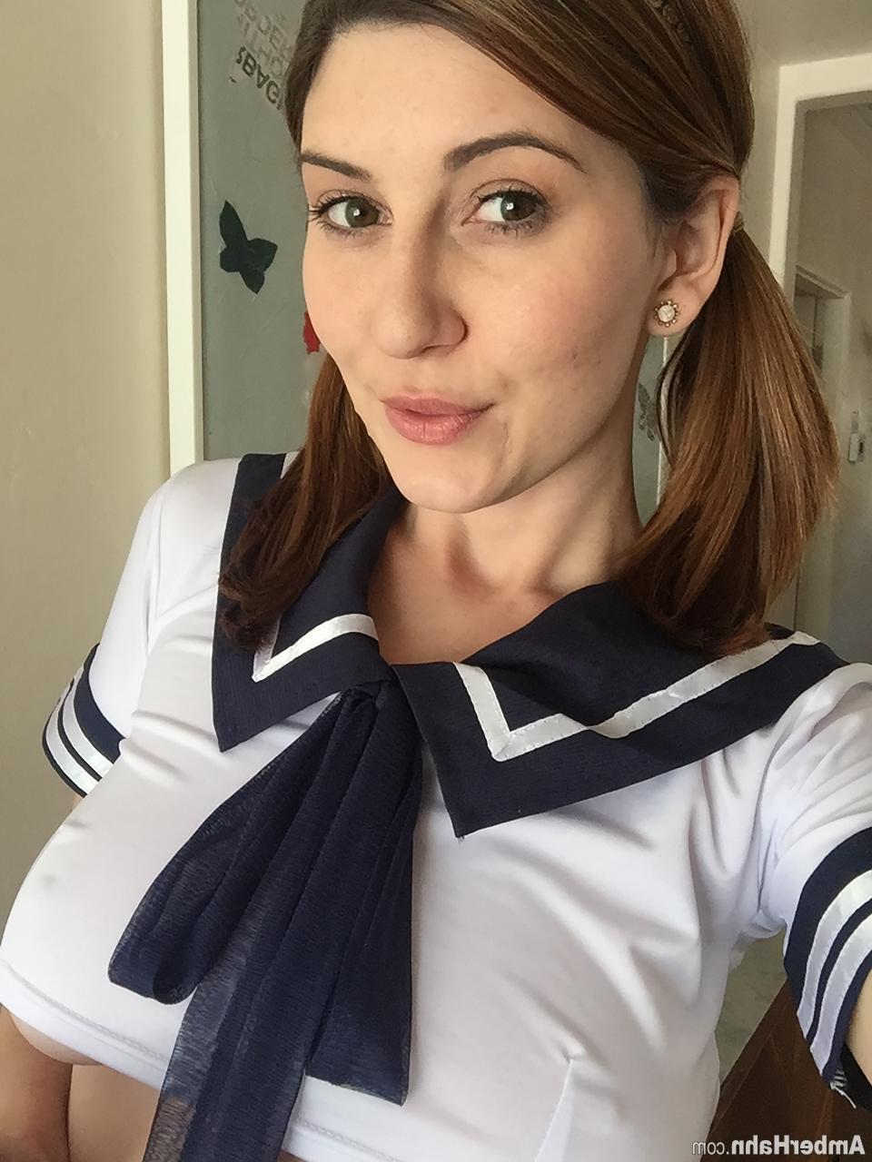 15P Hot coed Amber Hahn shares some of her homemade candids
