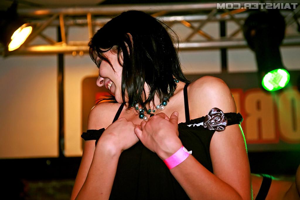16P Filthy amateur sluts getting fucked at the hardcore sex party